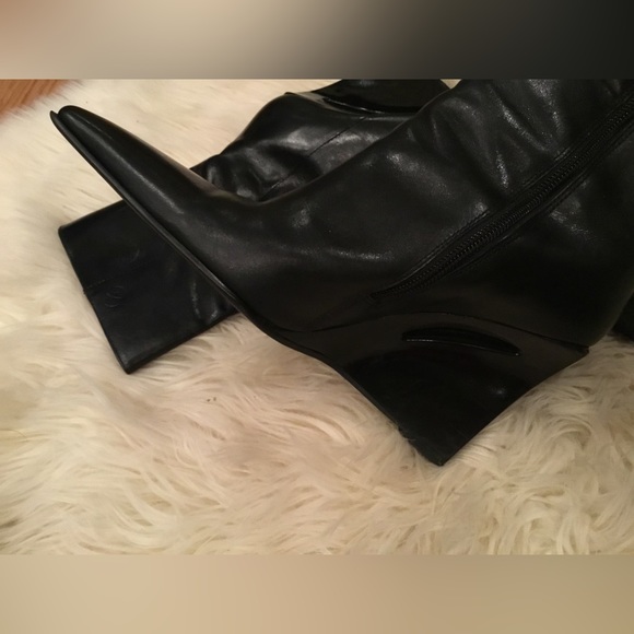 Black leather wedge booties - Picture 3 of 3